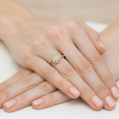 Pierścionek z Brązowymi Brylantami 0,35ct i Diamentami wykonany ze złota próby 585. W-0440BR
